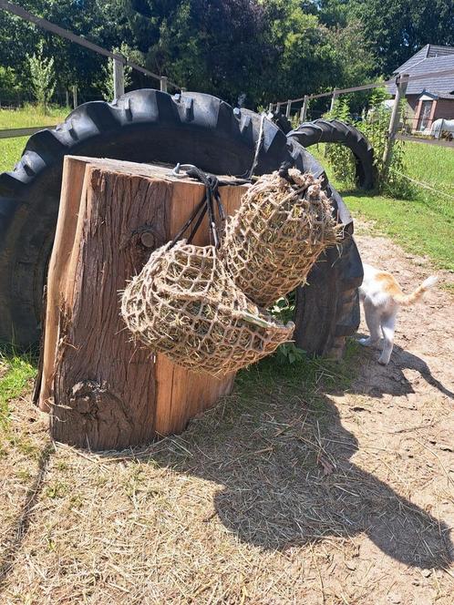 Boomstammen hooi punten 8 in totaal, Dieren en Toebehoren, Stalling en Weidegang
