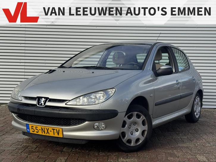Peugeot 206 1.4-16V Gentry | Nieuw Binnen! | Clima | Trekhaa, Auto's, Peugeot, Bedrijf, Te koop, ABS, Airbags, Airconditioning
