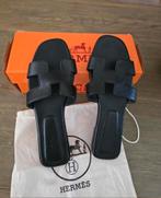 Hermes slippers echt leer!, Ophalen of Verzenden, Zo goed als nieuw, Zwart