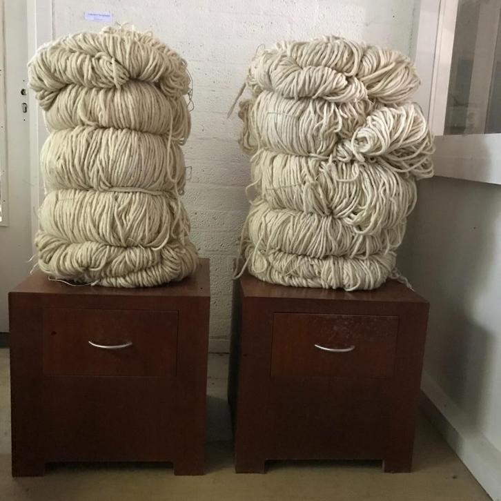 2 nachtkastjes kersenhout, Huis en Inrichting, Slaapkamer | Nachtkastjes, Zo goed als nieuw, 55 tot 70 cm, 45 tot 65 cm, Hout