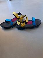 Teva Slippers Maat 32, Kinderen en Baby's, Kinderkleding | Schoenen en Sokken, Jongen of Meisje, Schoenen, Zo goed als nieuw, Teva