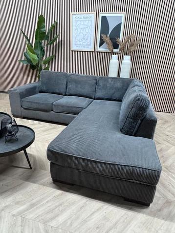 Ribstof Hoekbank Grijs - Klein Formaat - 240 x 220 beschikbaar voor biedingen