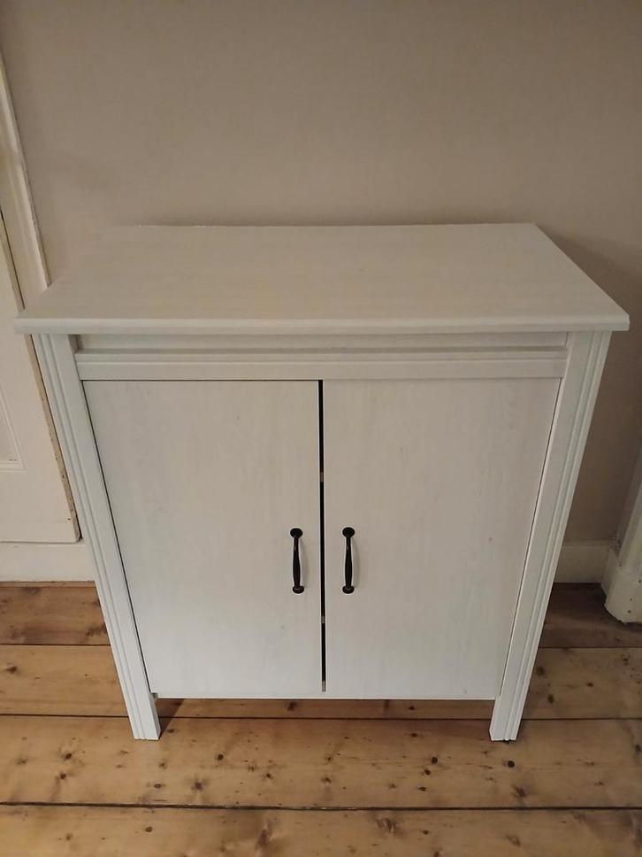 Ikea Brusali kledingkast - compact, Antiek en Kunst, Antiek | Meubels | Kasten, Ophalen