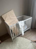 Wit babybed / ledikant – inclusief matras en hoeslaken, Ophalen, Gebruikt, Ledikant