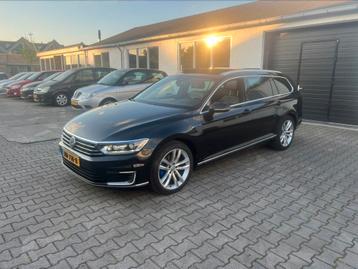 Volkswagen Passat 1.4 TSI 160KW GTE Phev VAR Dsg6 2015 Zwart beschikbaar voor biedingen