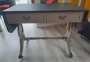Sidetable met lade en uitklapbare zijstukken