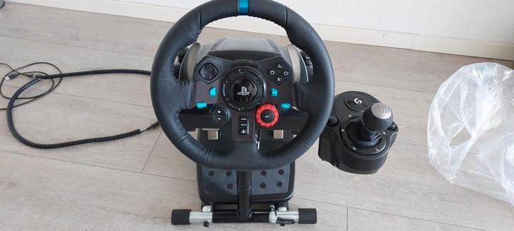 Te koop Logitech racestuur pedalen pook op standaard, Computers en Software, Joysticks, Zo goed als nieuw, Ophalen