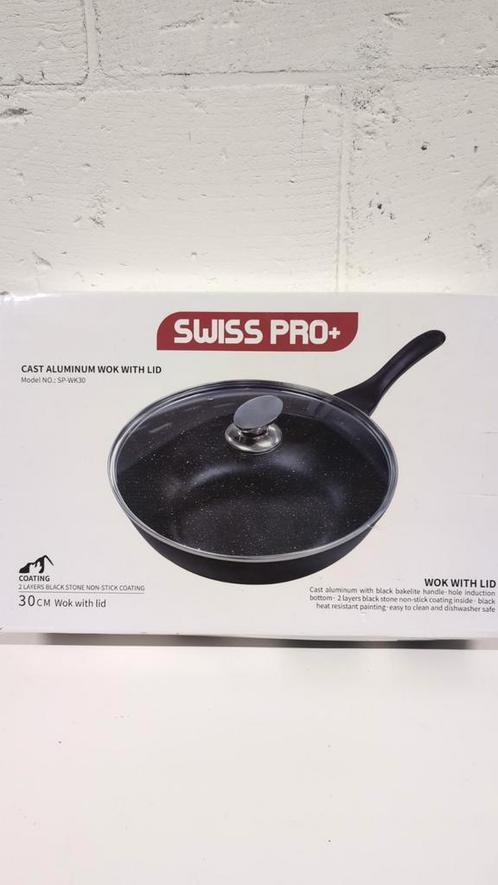 Swiss Pro+ Wokpan met Deksel 30cm - Gietaluminium, Nieuw, Huis en Inrichting, Keuken | Potten en Pannen, Nieuw, Wok, Ophalen of Verzenden