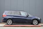 BMW 2 Serie Gran Tourer 220i High Executive trekhaak panoram, Auto's, Gebruikt, Blauw, Leder, Bedrijf