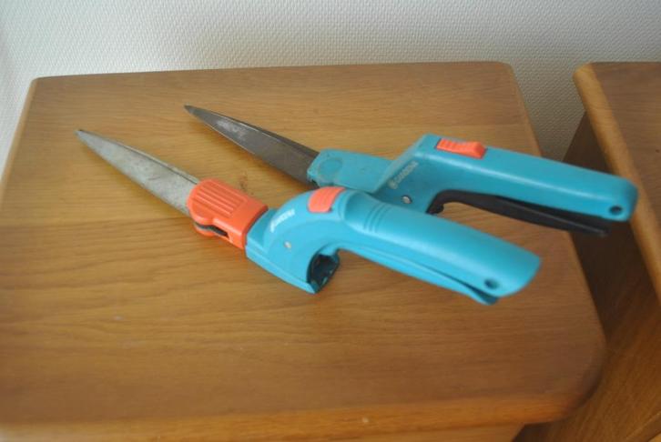 Snoeischaren, Gardena, 2 stuks, 8 euro per stuk, Tuin en Terras, Snoeischaren, Gebruikt, Minder dan 20 mm, Ophalen of Verzenden