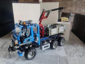 Lego Technic Off Road Truck 8273 beschikbaar voor biedingen