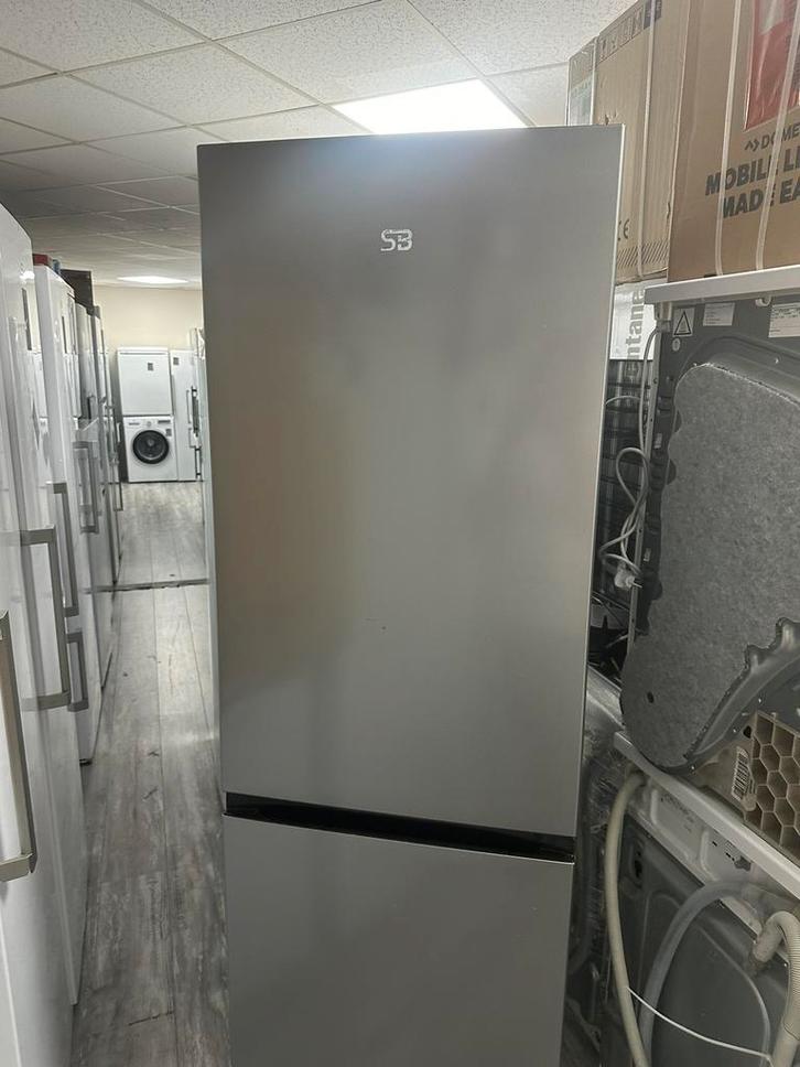 Koel -vriescombinatie 256 liter  B keuze nieuwe 183 cm, Witgoed en Apparatuur, Koelkasten en IJskasten, Nieuw, Met aparte vriezer