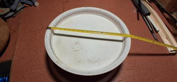  Schaal op Pootjes beschikbaar voor biedingen