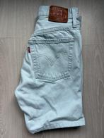 Levi's 501 Dames Korte Spijkerbroek W24, Wit, Uilenstede510, Ophalen of Verzenden, Zo goed als nieuw