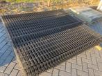 Enkelstaafmat  zwart, 47m1 incl palen en looppoort., Tuin en Terras, Ophalen, Zo goed als nieuw, IJzer