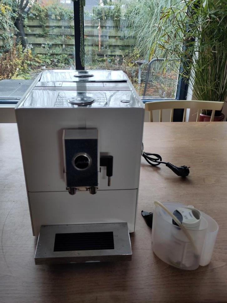 Jura A7 koffiebonen machine, Witgoed en Apparatuur, Koffiezetapparaten, Gebruikt, Gemalen koffie, Koffiebonen, Combi, 2 tot 4 kopjes