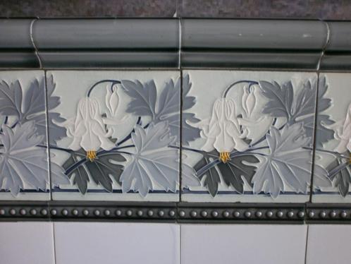 Art nouveau tegellambrisering, Antiek en Kunst, Antiek | Wandborden en Tegels, Ophalen