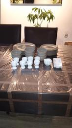 Compleet keramiek servies, Ophalen, Gebruikt, Effen, Aardewerk