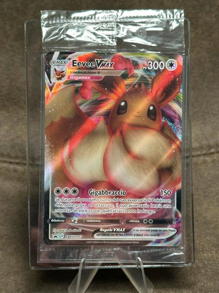 Eevee VMax #SWSH087 Sealed (Pokemon Promo), Hobby en Vrije tijd, Verzamelkaartspellen | Pokémon, Zo goed als nieuw, Ophalen of Verzenden