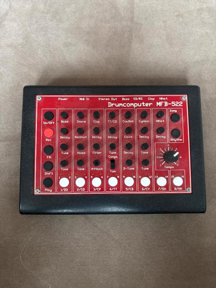 MFB 522 drumcomputer (mini tr 808) te koop, Muziek en Instrumenten, Drumcomputers, Zo goed als nieuw, Overige merken, Ophalen of Verzenden