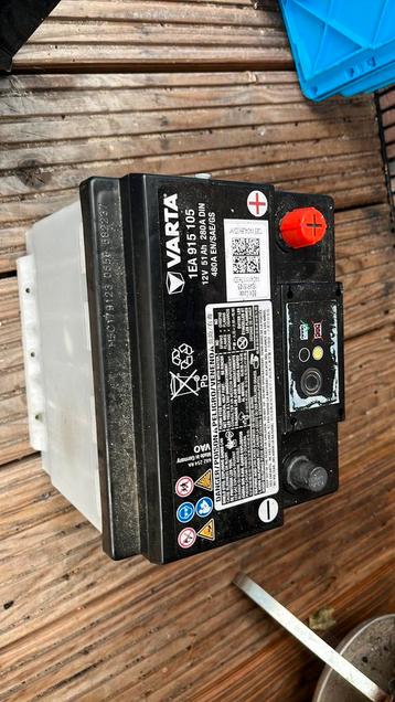 Orginele volkswagen audi seat skoda accu 51Ah beschikbaar voor biedingen