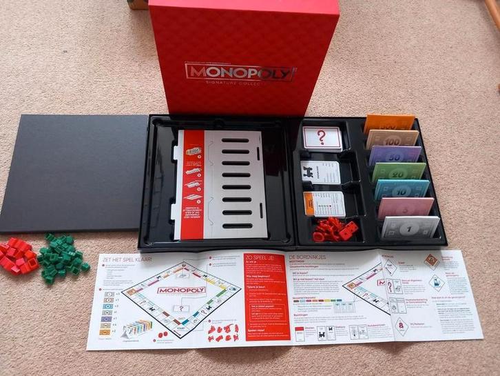 Monopoly Signature Edition - Compleet!, Hobby en Vrije tijd, Gezelschapsspellen | Bordspellen, Zo goed als nieuw, Een of twee spelers