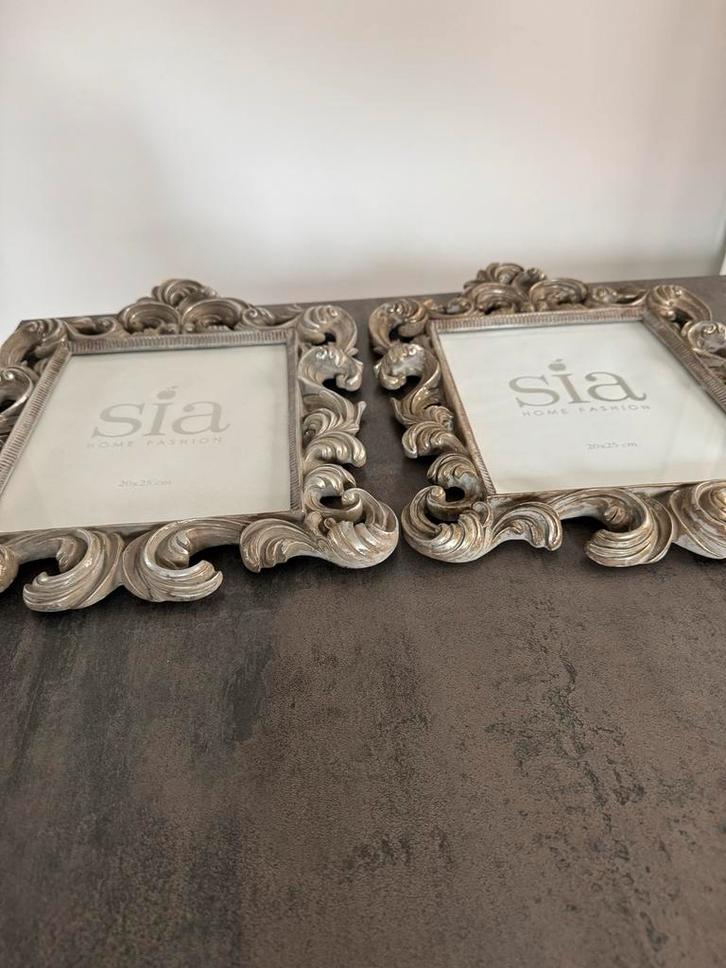 Twee Zilverkleurige Fotolijsten Sia Home Fashion, Audio, Tv en Foto, Fotografie | Fotolijsten, Zo goed als nieuw, Ophalen