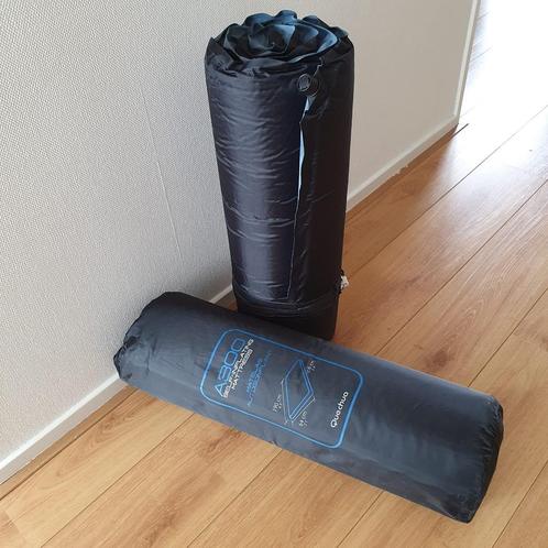 Quechua | self-inflating mattress | 190*64*6 cm, Caravans en Kamperen, Slaapmatten, Zo goed als nieuw, Ophalen