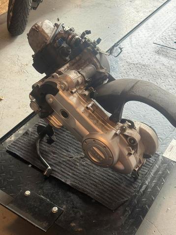 Vespa sprint 4t 3v Iget Blok! Euro 4 2020! 13000 km beschikbaar voor biedingen