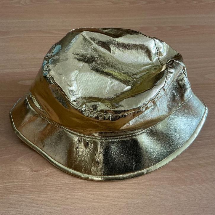 Gouden muts, puur goud (of het heeft er naast gelegen), Kleding | Dames, Mutsen, Sjaals en Handschoenen, Zo goed als nieuw, Muts