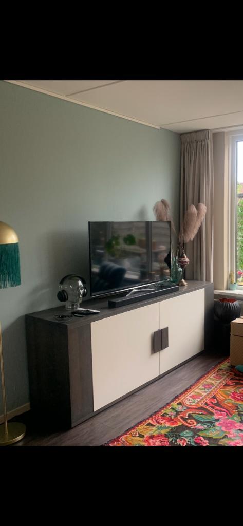 Dressoir groot, Huis en Inrichting, Kasten | Dressoirs, Gebruikt, 150 tot 200 cm, 25 tot 50 cm, Met deur(en), Eikenhout, Overige houtsoorten