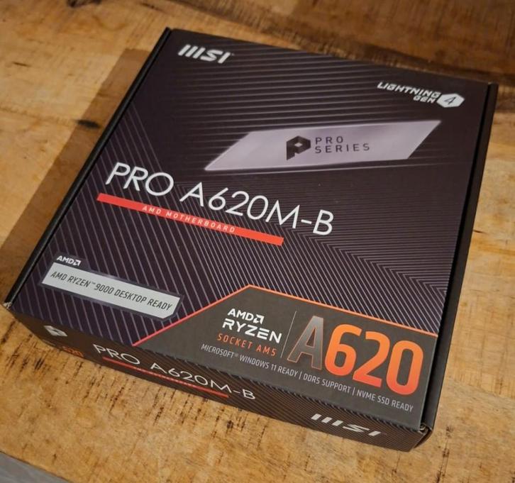 MSI PRO A620M‑B AM5 moederbord (A620, mATX, DDR5), Computers en Software, Moederborden, Nieuw, AMD, DDR5, Ophalen of Verzenden
