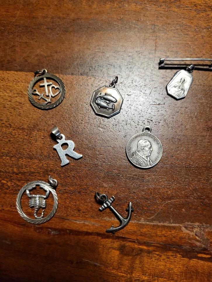 Vintage Bedels zilver, 4 euro p.s., Sieraden, Tassen en Uiterlijk, Bedels, Gebruikt, Overige merken, Zilver, 4 bedels of meer