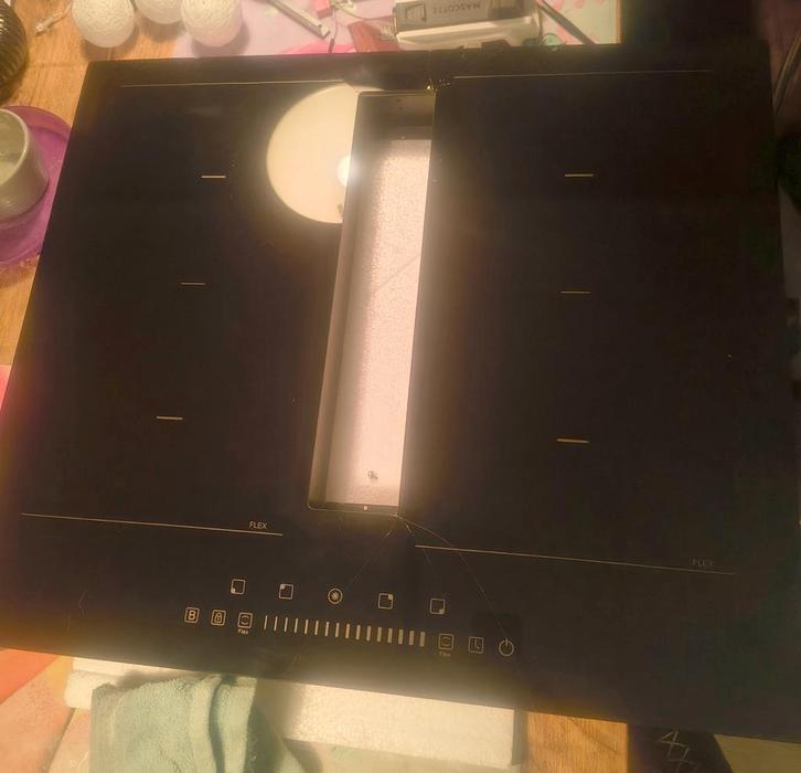 Howat Inductiekookplaat 7,2 kW met afzuiging  1-fase 32, Witgoed en Apparatuur, Kookplaten, Gebruikt, Inbouw, Inductie, 4 kookzones