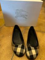 Burberry Ballerina's Maat 31, Ophalen, Beige, Ballerina's, Burberry