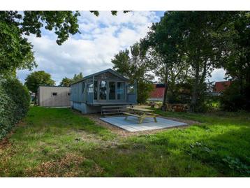 Chalet te koop met eigen grond in Den Oever, N-H! R#52R beschikbaar voor biedingen