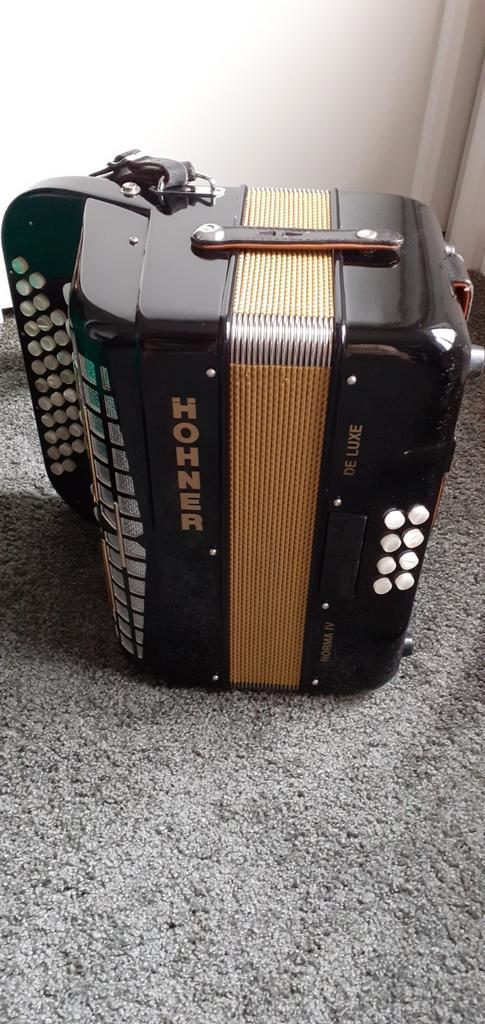 Hohner Norma lV de Luxe CF, Muziek en Instrumenten, Accordeons, Gebruikt, 120-bas, Hohner, Met koffer, Ophalen