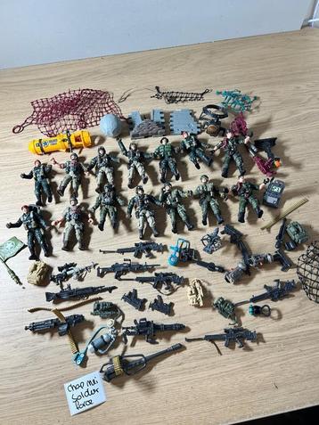 Chap Mei Soldier Force Soldaten met Toebehoren beschikbaar voor biedingen