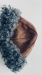 Te koop: leren bontmuts, bruin, nieuwstaat, Kleding | Dames, Mutsen, Sjaals en Handschoenen, Ophalen of Verzenden, Zo goed als nieuw