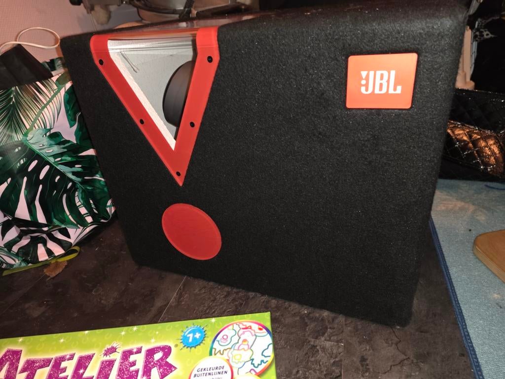 JBL Subwoofer - Krachtige Bass voor je Auto!, Audio, Tv en Foto, Luidsprekers, Gebruikt, Ophalen of Verzenden, 60 tot 120 watt