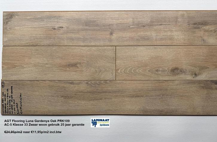 AGT Laminaat Gardenya Oak 8mm dik  €11,95p/m2 incl.btw, Huis en Inrichting, Stoffering | Vloerbedekking, Nieuw, Laminaat, Bruin
