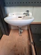 Wasbak met kraan, Doe-het-zelf en Verbouw, Sanitair, Ophalen, Gebruikt, Steen, Kraan