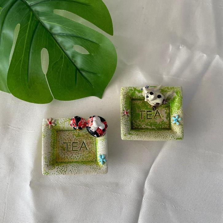 Paolo Chiari theetipjes – Koe & Lieveheersbeestjes., Huis en Inrichting, Keuken | Servies, Gebruikt, Overige typen, Overige stijlen