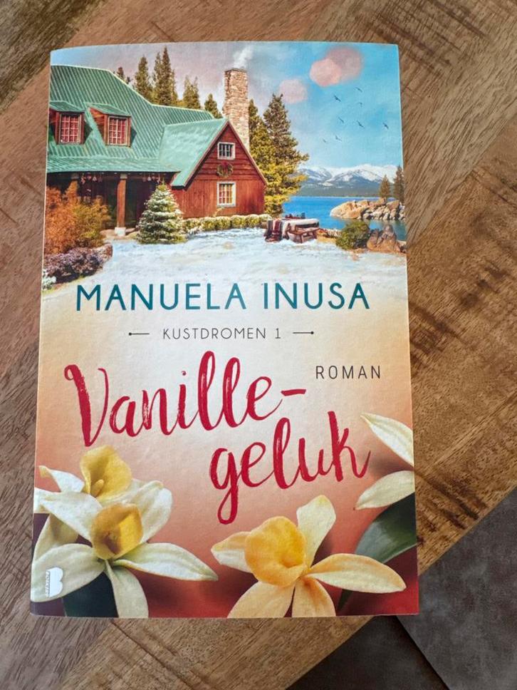 Manuela Inusa - Vanillegeluk, Boeken, Literatuur, Zo goed als nieuw, Ophalen of Verzenden