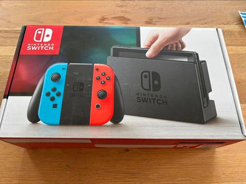 Nintendo switch met originele doos, Spelcomputers en Games, Spelcomputers | Nintendo Switch, Zo goed als nieuw, Switch Original
