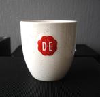 1 DE - Douwe Egberts - wit koffiekopje - koffiemok - spikkel, Ophalen of Verzenden, Zo goed als nieuw, Overige stijlen, Kop(pen) en/of Schotel(s)