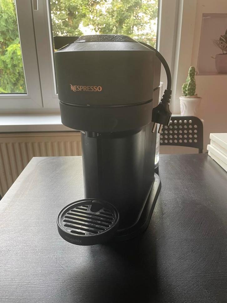 Nespresso Magimix Koffiemachine - Zo Goed Als Nieuw, Witgoed en Apparatuur, Koffiezetapparaten, Zo goed als nieuw, Koffiepads en cups