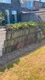 Gratis ongeveer 250 dakpannen, Doe-het-zelf en Verbouw, Ophalen, Gebruikt, Steen of Klei, 15 m² of meer