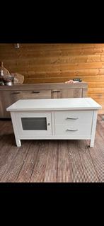 Tv kastje eikenhout, Ophalen