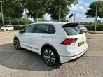 VW Tiguan 2.0 TSI 245PK DSG 4Motion Highline Business R-line, Auto's, Automaat, Stof, Zwart, 1984 cc